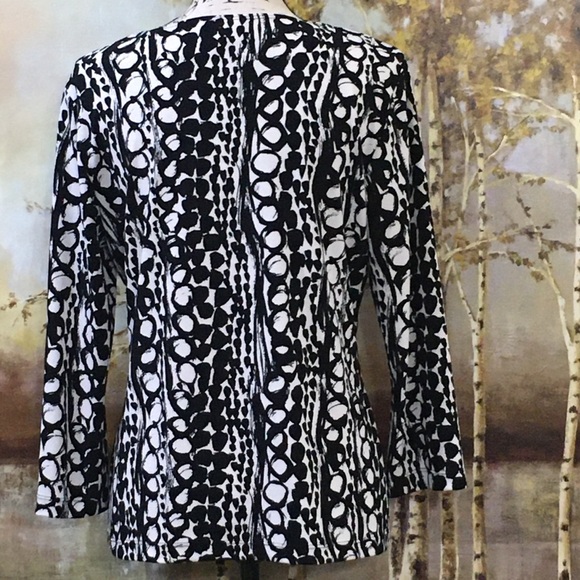 EUC CHICO’S Empire Waist Career/dressy casual top - Picture 3 of 6